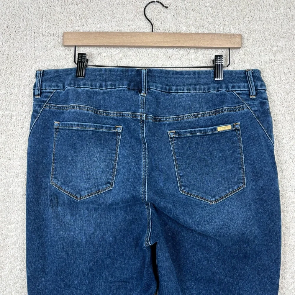 Chico's Jeans Womens 2.5 (14) Blue So Slimming Girlfriend Raw Hem Slim‎ Straight